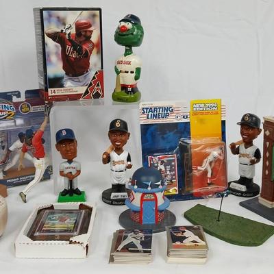 Fenway Night Light Building+ Bobble Heads & More