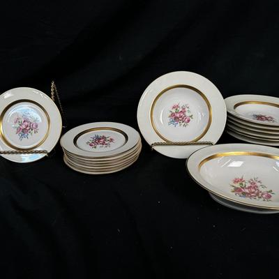 Theodore Haviland, Kenmore 16 Piece Plate Set With Bowl 