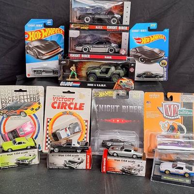 Vintage Die Cast Metal With Moving Parts Model Toy Cars And More