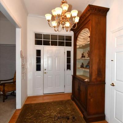 087 foyer