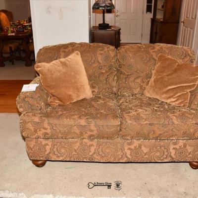 053 living room