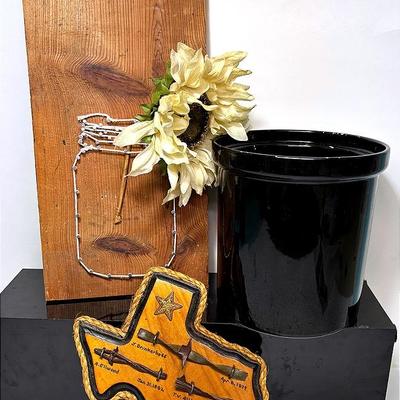 Cute Wooden Decor Assortment 