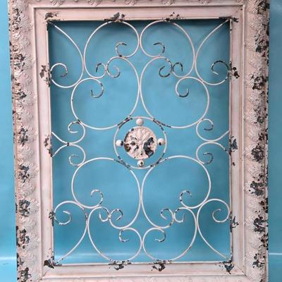 Decorative Metal Wall Decor Piece 