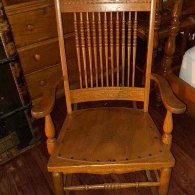 Leonis rocking chair