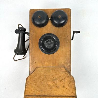 Lot #33 Antique Northern Electric Crank Telephone