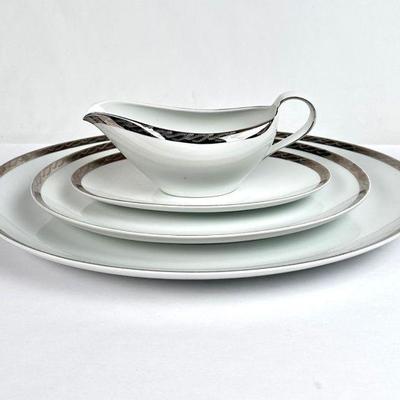 Lot #138 Vintage Fukagawa Arita Fine China Dinnerware Pattern #917 Silver Lichen Serving Platters & Gravy Set
