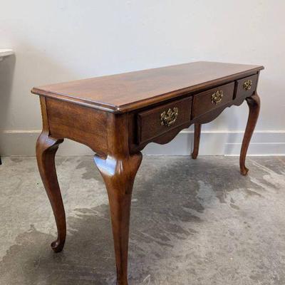 Sale Photo Thumbnail #73: Lot #73 Vintage Queen Anne Console Sofa Table with 3 Drawers