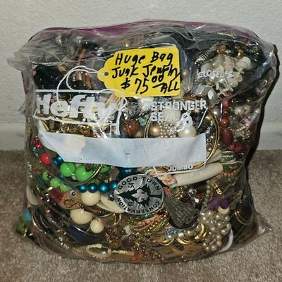 Huge bag of junk jewelry 
