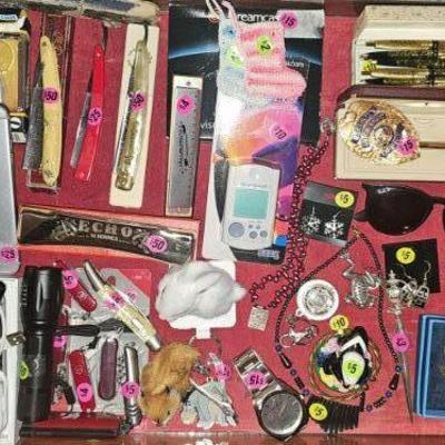 Razors, Harmonics, knives, pens SOLD