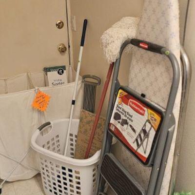 Ladder and laundry basket sold