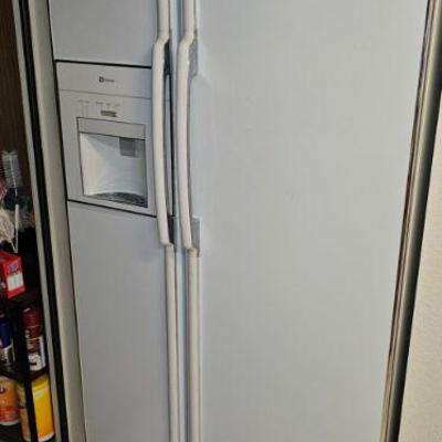 Fridge...works great $125