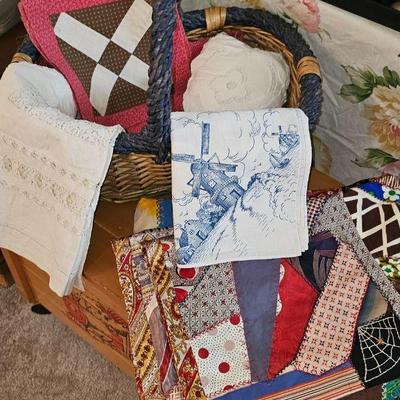 Quilt squares and linens
