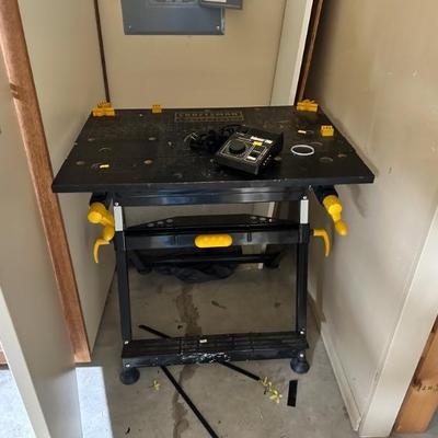 Portable work bench 