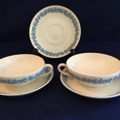 Wedgwood Queensware Double Handle Soup Bowls & Saucers, 5 Pcs