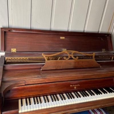 KNABE PIANO

