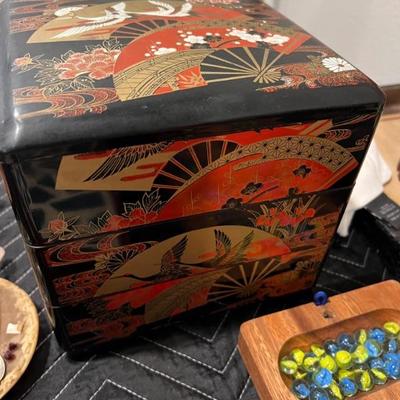 JAPANES TRINKET BOX...