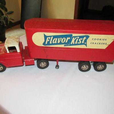 Metal Flavor Kist branded truck made by Tonka