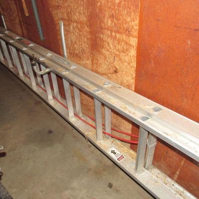 24' Werner aluminum extension ladder