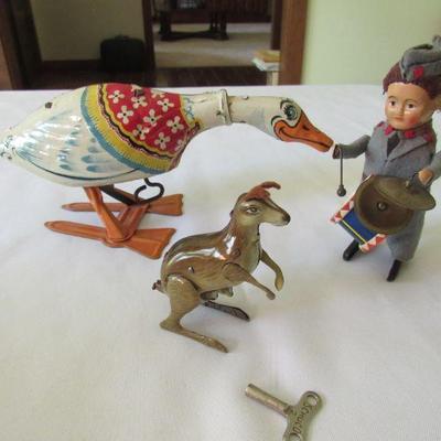 Old wind up toys- goose and kangaroo work great!