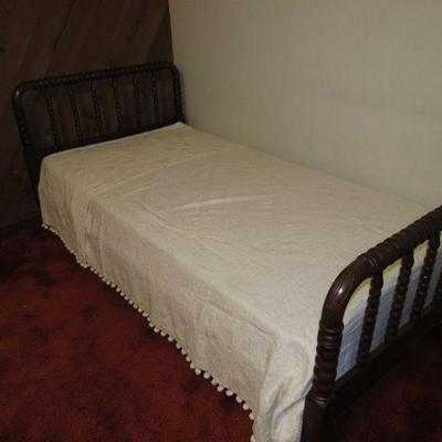 2 Antique Jenny Lind twin beds