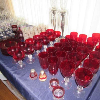 Ruby red gold ball pattern glasses