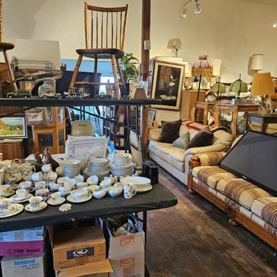 Estate sale photo