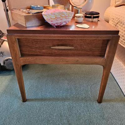 Lane Side Table