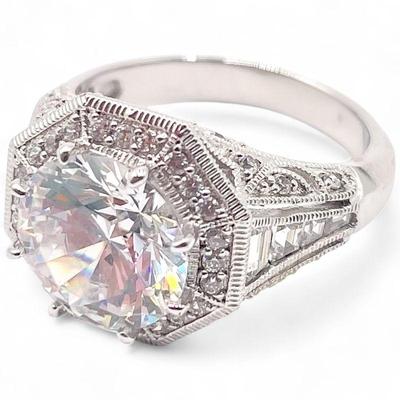 925 Sterling Silver & CZ Ring Size 6.5