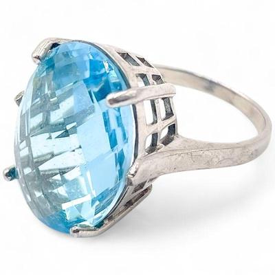 925 Sterling Silver Ring with Faceted Blue Gemstone Size 8