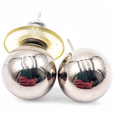 18K White Gold JJT Ball Stud Earrings