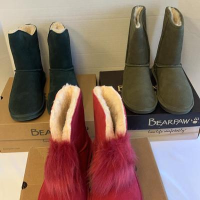 Women’s Boots Size 9 Lot D (with Box) 