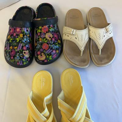 Women’s Sandals Size 8 Lot C