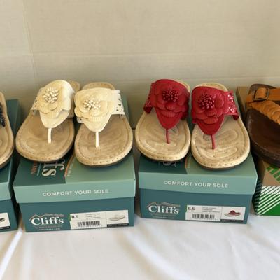 Women’s Shoes Size 8.5 (with Box)