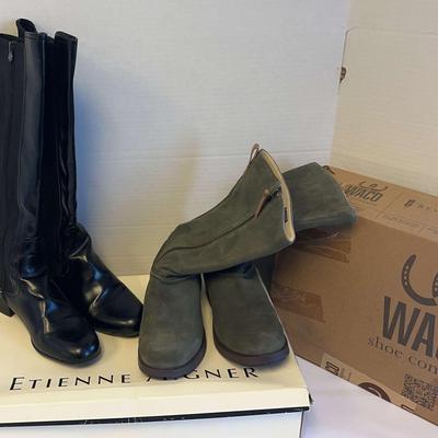 Women’s Boots Size 9 Lot B (with Box)