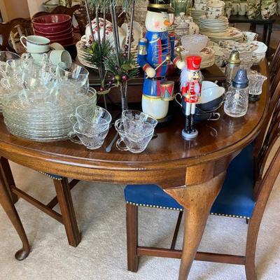 Mahogany Dining Room, Table, 2 leaves, 6 chairs covered with navy blue suede