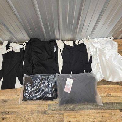 #1800 • (6) Black & White Dresses
