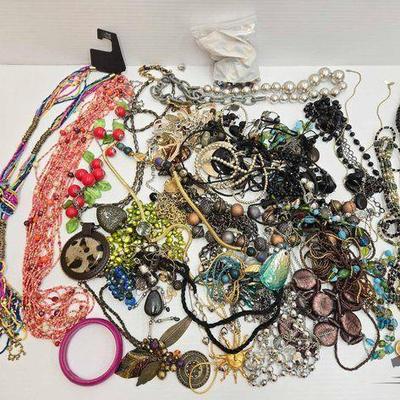 #1058 • Costume Necklaces, Bracelets & More

