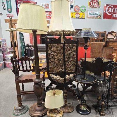 #2076 • (7) Lamps
