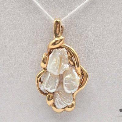 #772 • 14k Gold and Pearl Pendant, 4.7g
