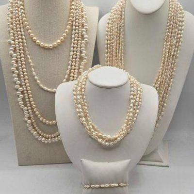 #1016 • (11) Pearl Necklaces & (1) Pearl Bracelet, 559g
