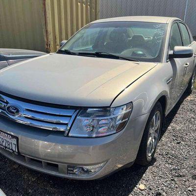 #245 • 2009 Ford Taurus
