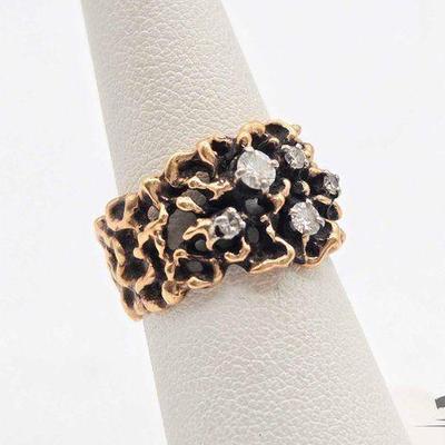 #710 • 14k Gold and Diamond Ring, 8.8g
