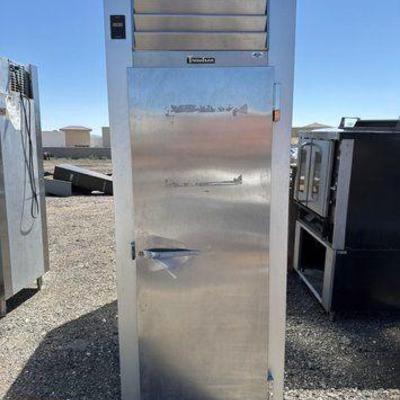 #85014 • Traulsen Commercial Refrigerator
