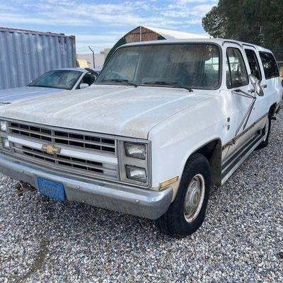 #305 • 1985 Chevrolet Suburban

