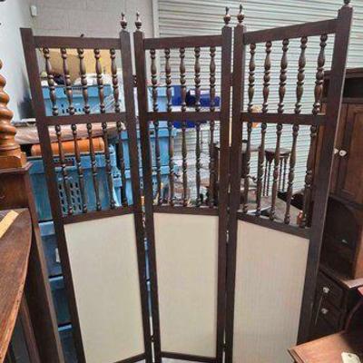 #2026 • 3 Panel Room Divider
