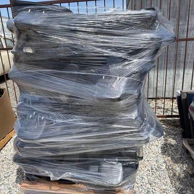 #90012 • 16 Rear Car Seats
