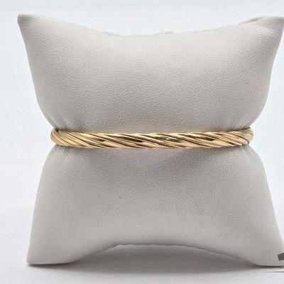 #802 • 10k Gold Bangle, 6.3g
