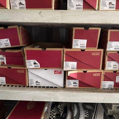 #13780 • NEW!!! (11) Pairs of Vans Shoes
