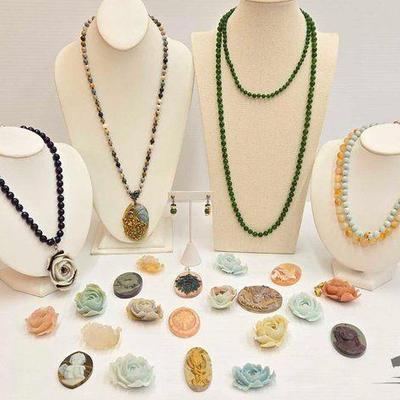 #1040 • Semi-Precious Stone Necklaces, Pendants & Earrings
