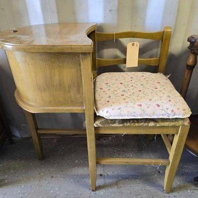 #5010 • Telephone Gossip Bench
